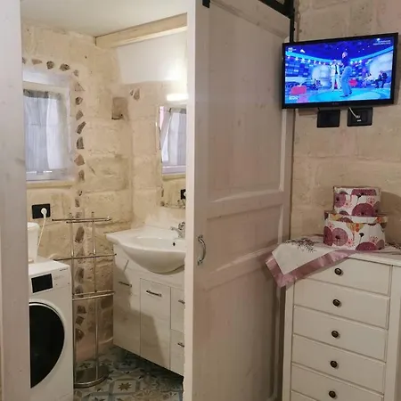 Casetta Abbrazio Апартаменты Giuggianello