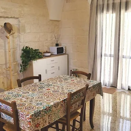 Casetta Abbrazio * Giuggianello