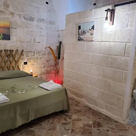 Casetta Abbrazio Apartment Giuggianello