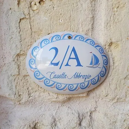 Casetta Abbrazio Apartment